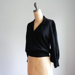 Club Sweater  Black with a collar and cinched waist - Size XL
